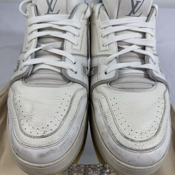 Louis Vuitton LV Trainers White Sneakers – Size 9 US Authentic-Used - Picture 4 of 14